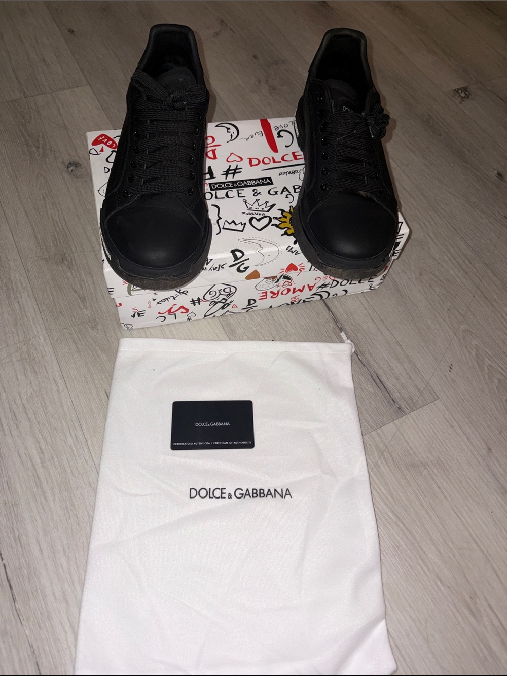 Dolce & Gabbana Black Low-Top Matte Leather Sneakers